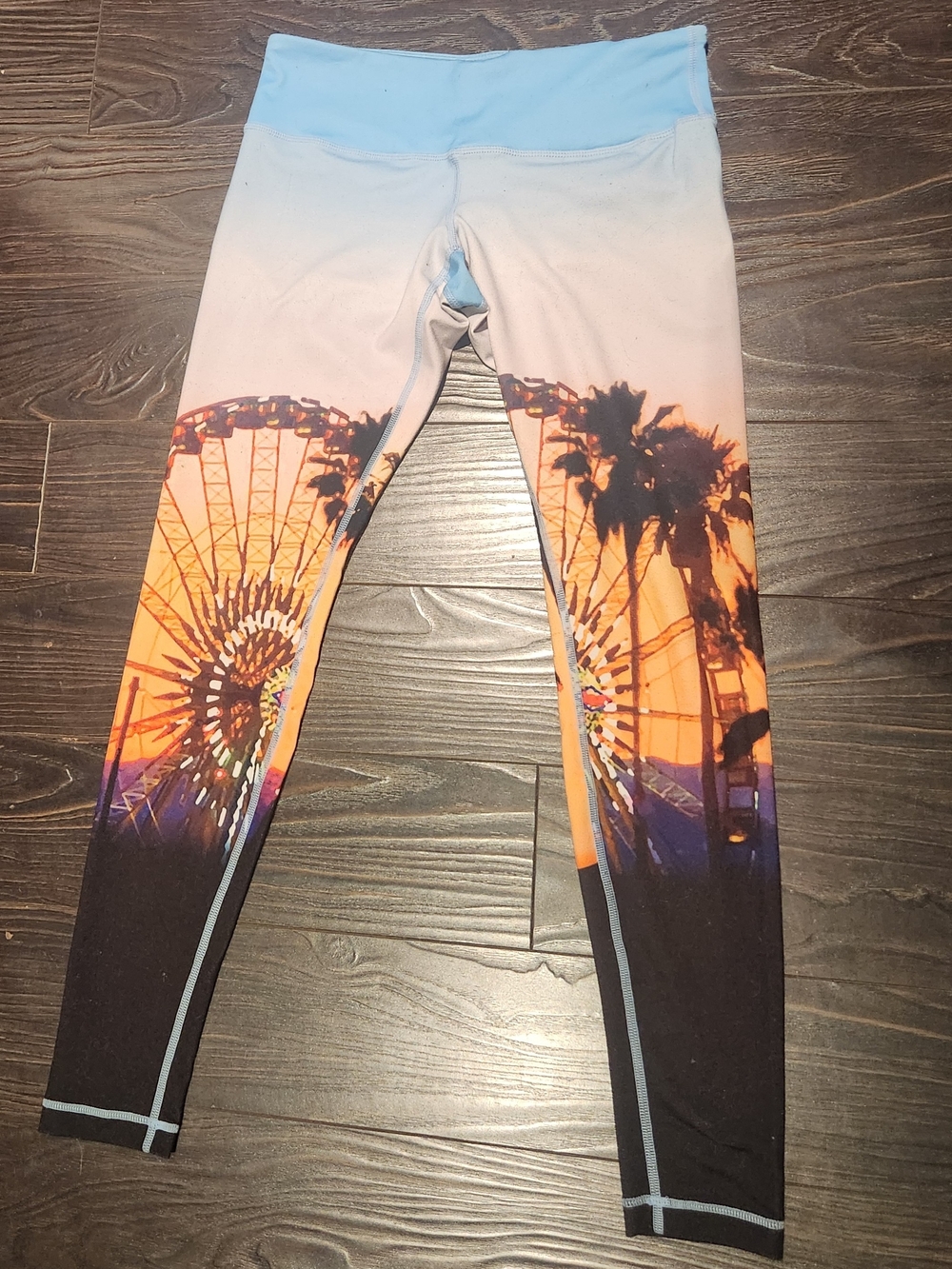 Sunset Ferris Wheel Print Leggings - Sky Blue Waistband